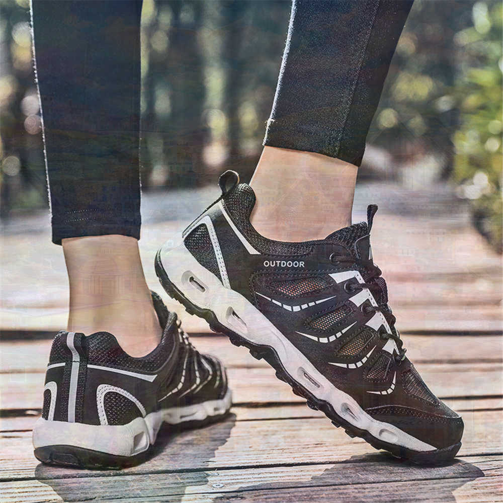 Sumer Round Tip Silver Sneaker - Climbing Shoe Beginner のレビューと価格